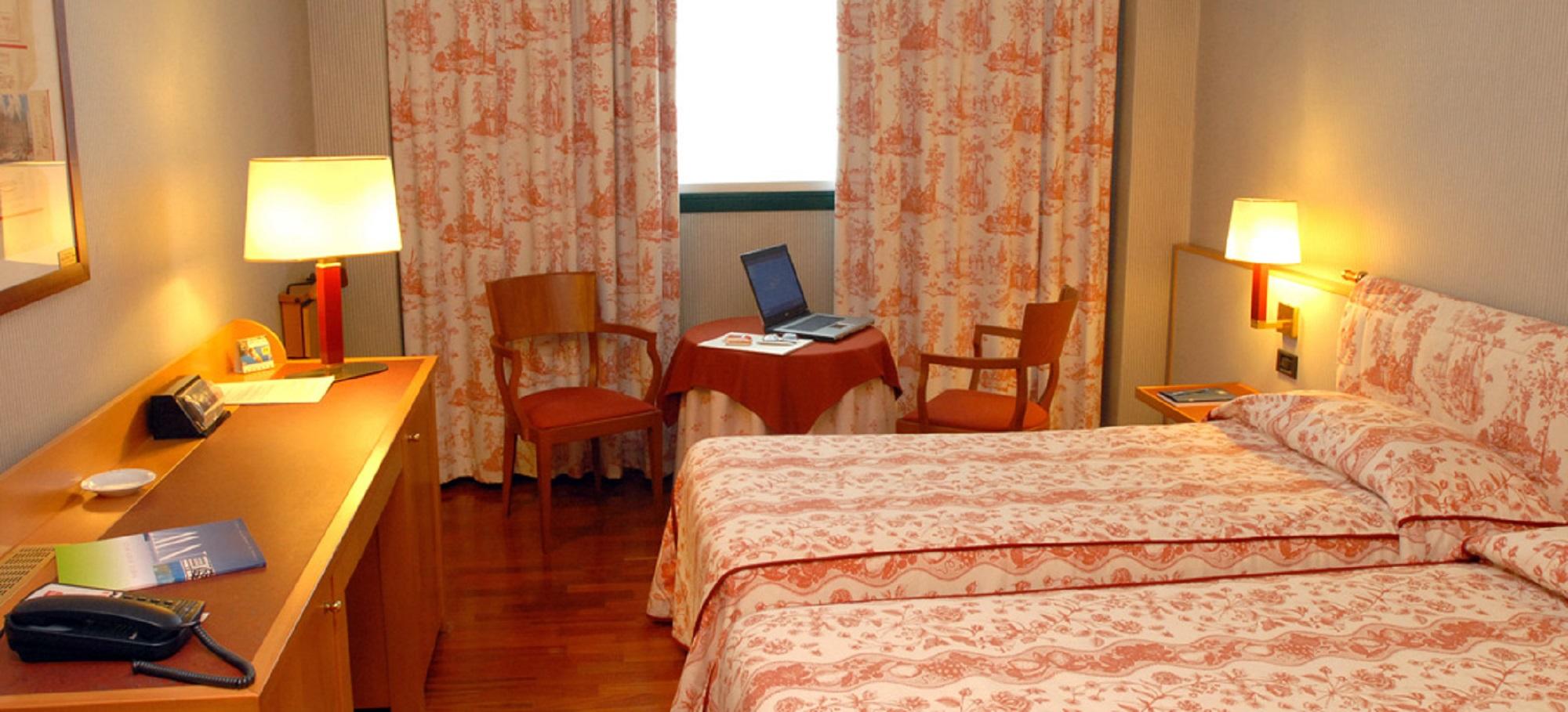 Hotel Della Rotonda Saronno Dış mekan fotoğraf